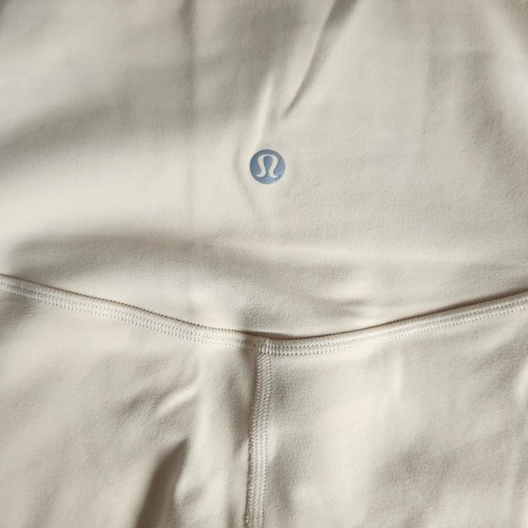 Lululemon Align High-Rise Khaki Yoga Leggings Capris High Wasted Size 0 - Picture 3 of 3